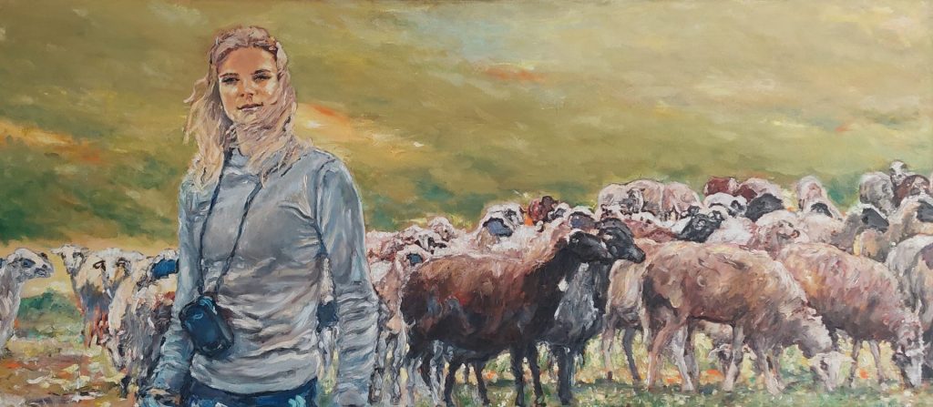 Zwei Personen in bunten Hüten